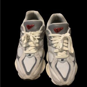New Balance White and Gray Sneakers